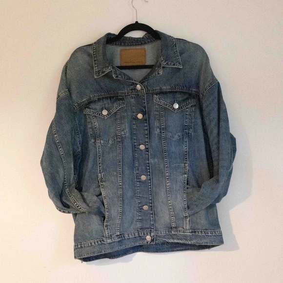 AE Boyfriend Denim Jacket - Picture 3 of 7